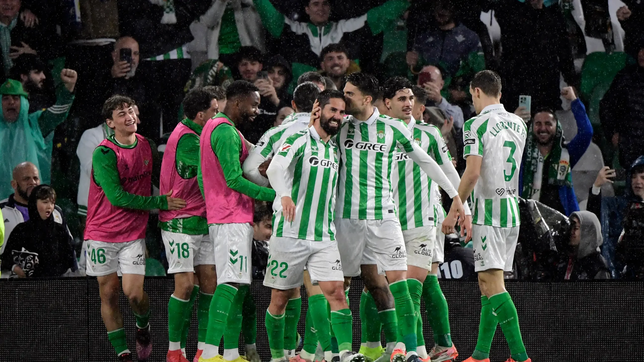 Real Betis celebrate 2-0 win against Osasuna in La Liga match – May 2025